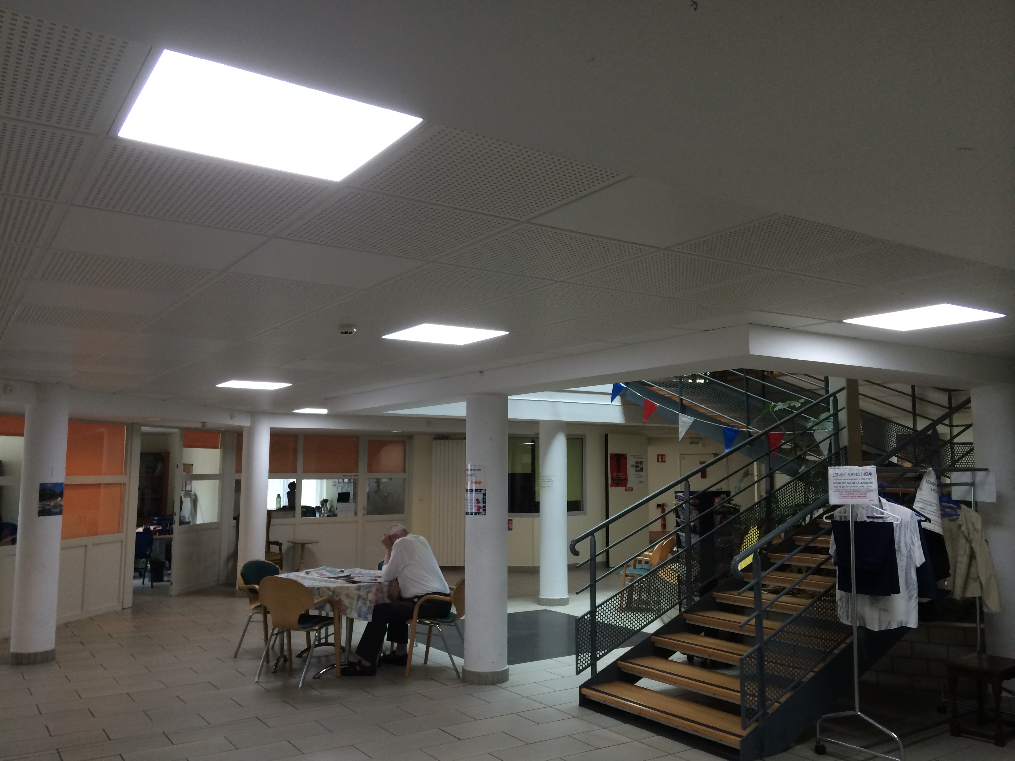 Dalle LED faux plafond 60 X 60 40W 4500°K- plafonniers eclairage