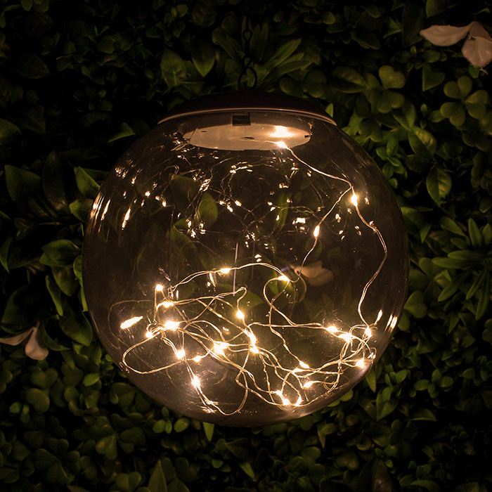 Lampe LED multicolore ampoule vintage à piles : : Luminaires et  Éclairage
