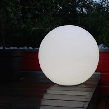 Lampe ronde solaire à éclairage puissant pour extérieur 28 cm - Watt & Home