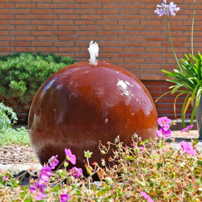 Fontaine Solaire Boule Acier Corten Batterie et Led 