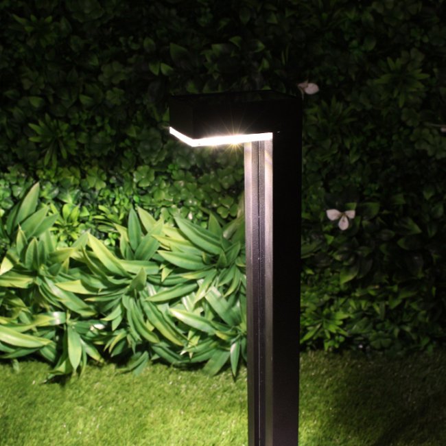 4X LED Lampe solaire exterieur Lampe de sol lumière solaire projecteur  décoration de jardin IP65 éclairage extérieure blanc chaud